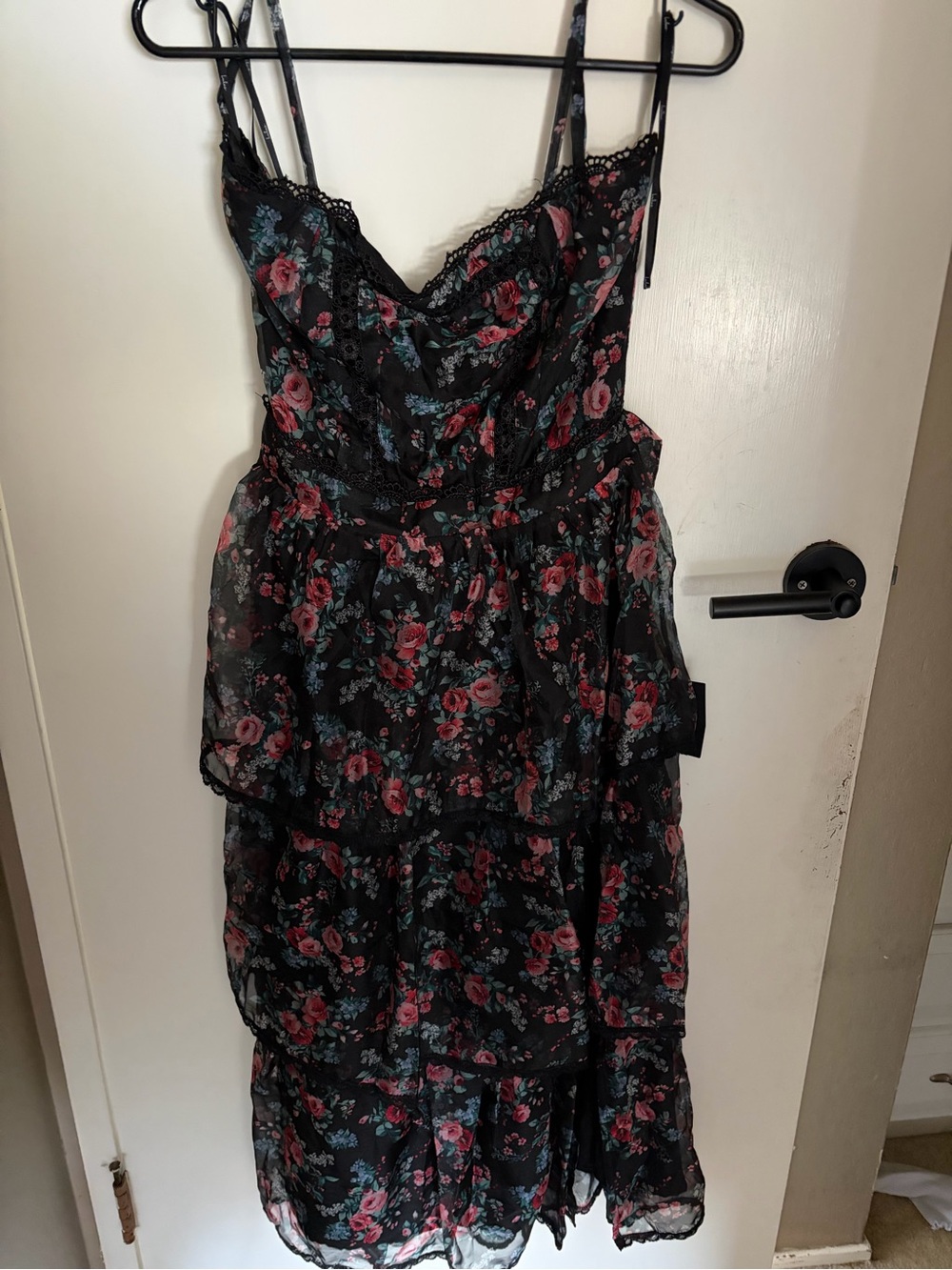 Lulus Kimbra Black Floral Backless Tiered Midi Dress M NWT - Picture 3 of 5
